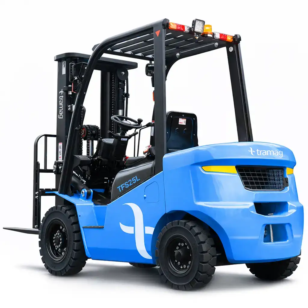 Tramag TFS25L elektrische heftruck 2500 kg gezien vanaf de zij-achterzijde