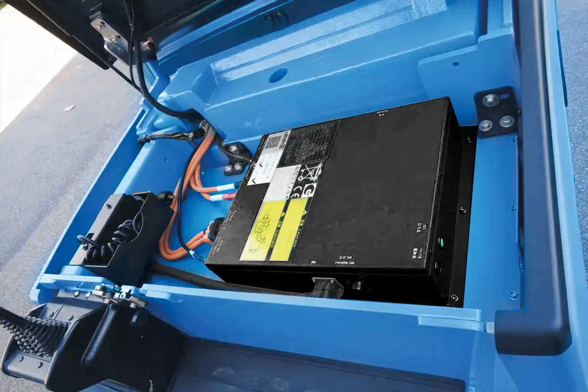 80V lithium-ion accu van de Tramag TFL20 3-wiel elektrische vorkheftruck